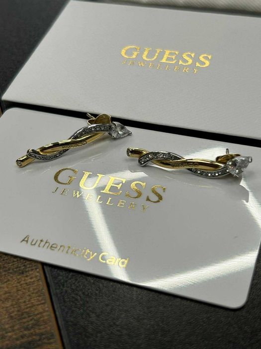 Дамски обеци Guess - нови