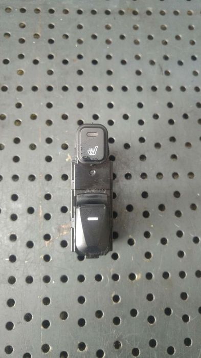 Bloc butoane geam incalzire scaun stanga spate hyundai ix35 lm el elh 3835211310
