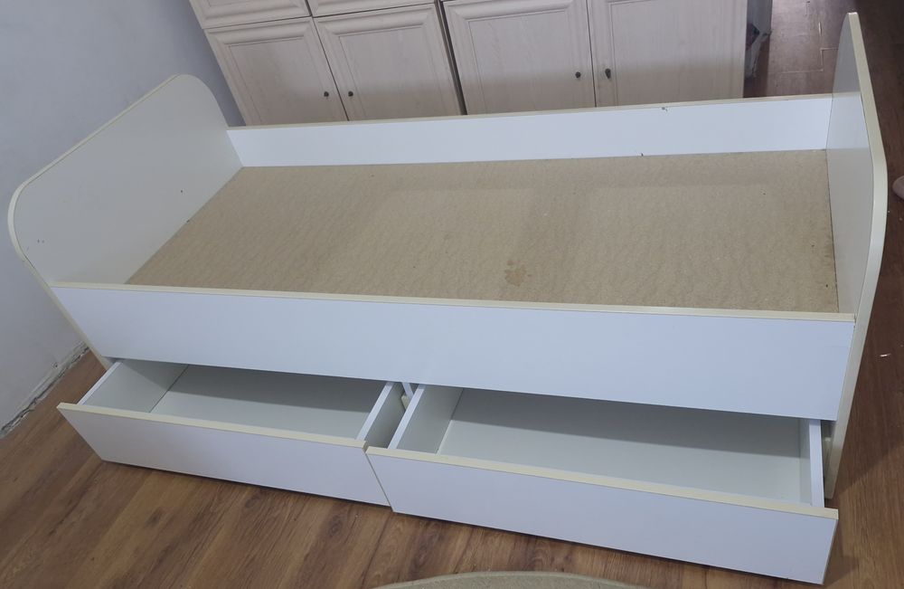 Продам детскую кровать