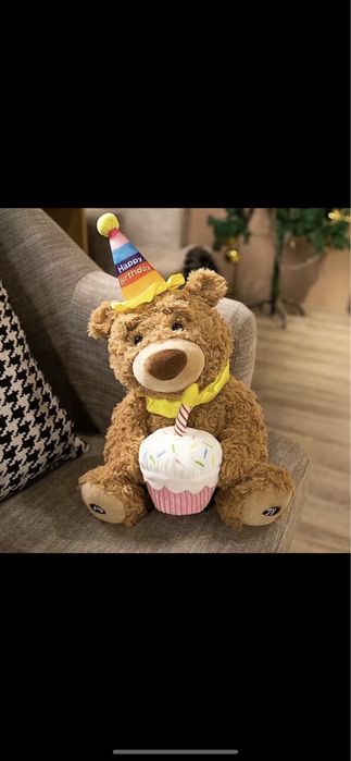 Teddy ayiq qo’shiq aytadi va gapingizni qaytaradi