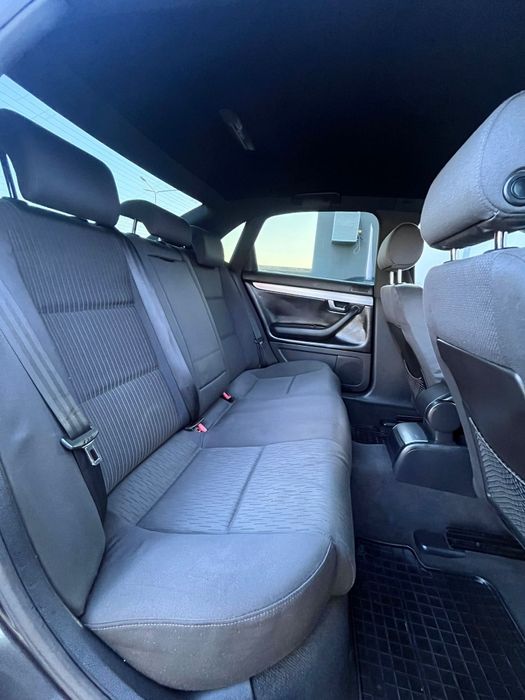 Audi a4 b7 1.9 tdi S-line inm. În ro