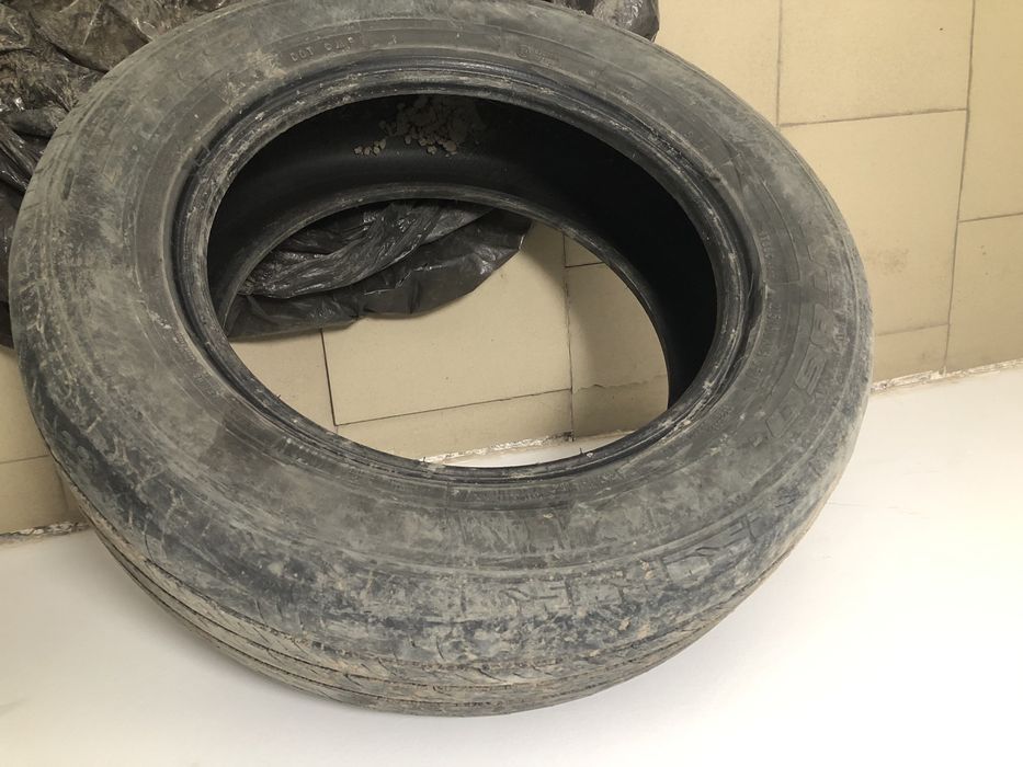 Шины Nitto летние три штуки