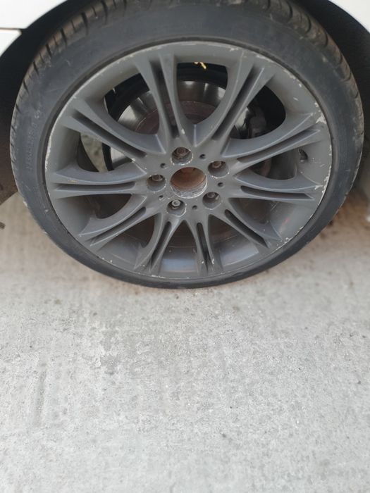 Jante Bmw style 135 .