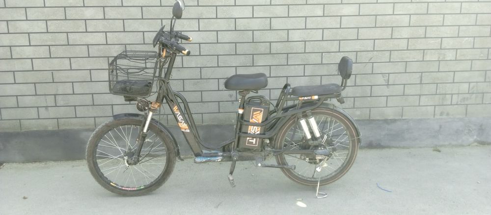 Elektro skuter ideal holatda