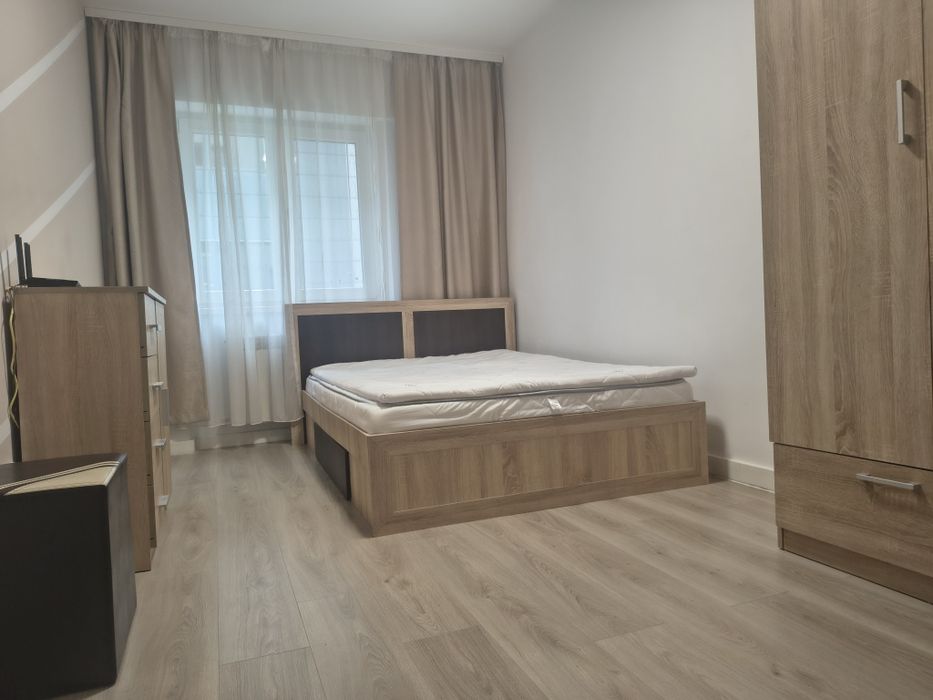 Apartament de închiriat 3 camere decomandat Grand Conest Rezidence(Iulius Mall) parcare — fotografia 3