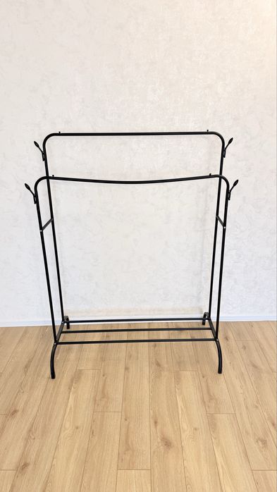 Напольная вешалка