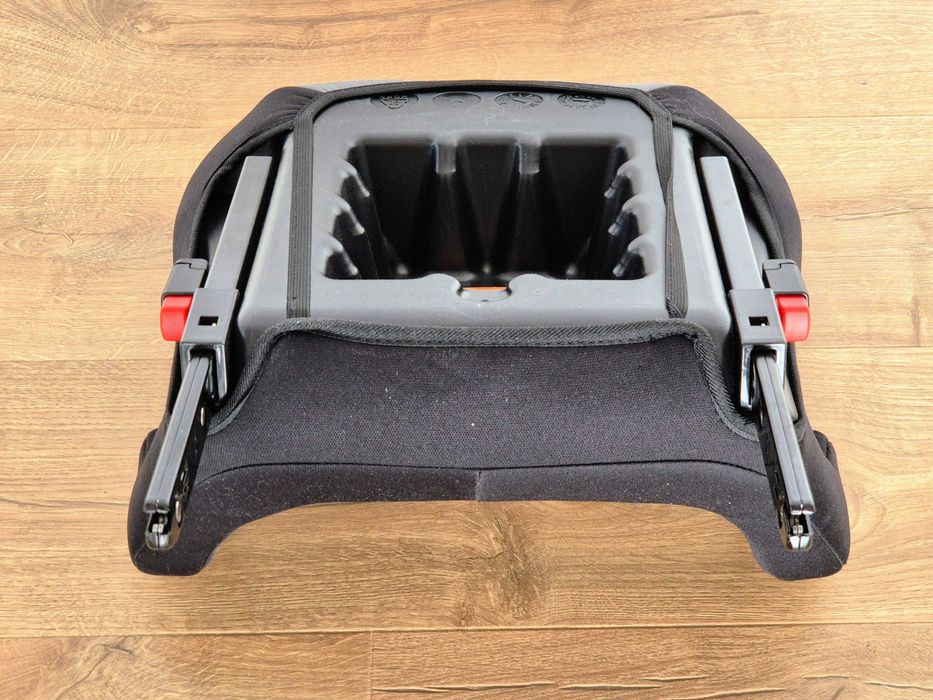 Înălțător auto ISOFIX U-Grow UGBS-39GREY 15–36 kg, gri