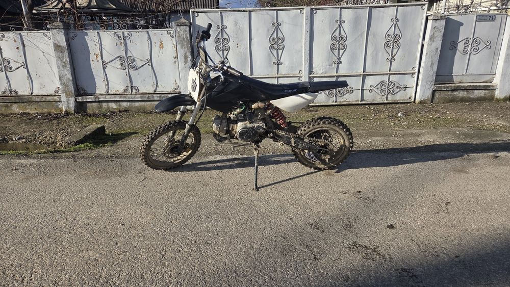 De vanzare cross 125 kxd