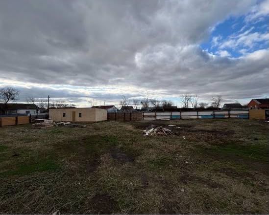 Участок 10 соток Ждановка