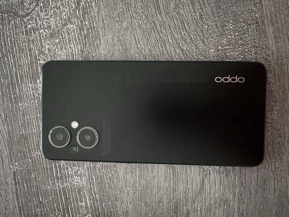 Vand OPPO Reno 7 Lite 5G în stare perfecta de funcționare