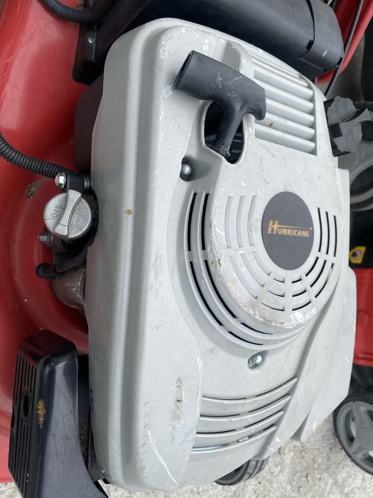 Cositoare pe benzina