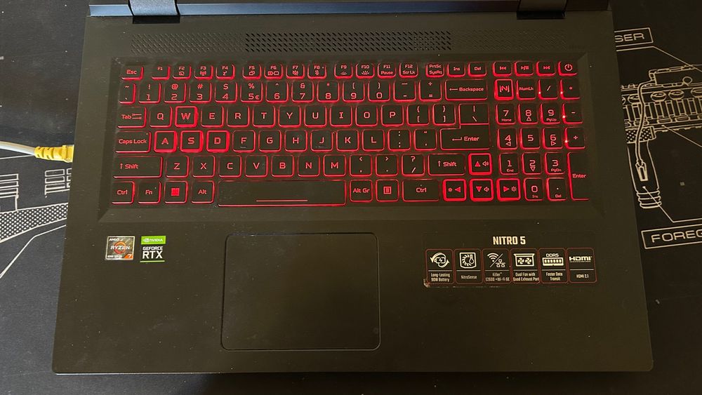 Acer Nitro 5 – Ryzen 7 / RTX / 16GB RAM / 1TB SSD