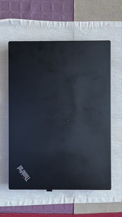Laptop Lenovo ThinkPad T490 / Intel i5-8265U / 16GB RAM / SSD 256 GB / 14" FHD / Windows 11 Pro