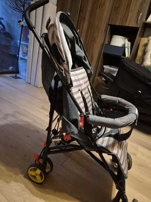 Carucior voiaj Kinderkraft Giraffe tip umbrela