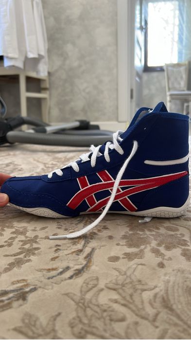 Asics tiger 39размер для борьбы