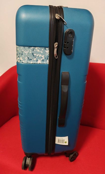 Troler mare de calatorie