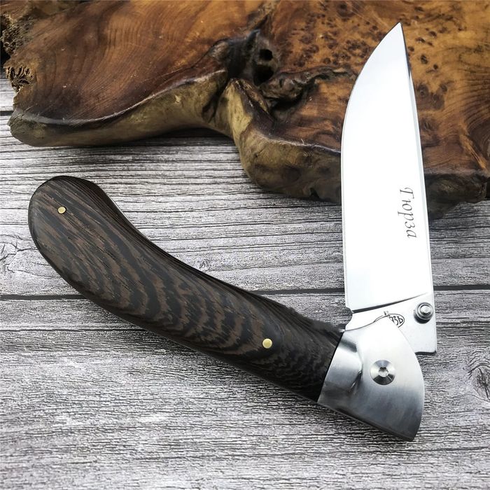 Сгъваем Руски нож Гюрза