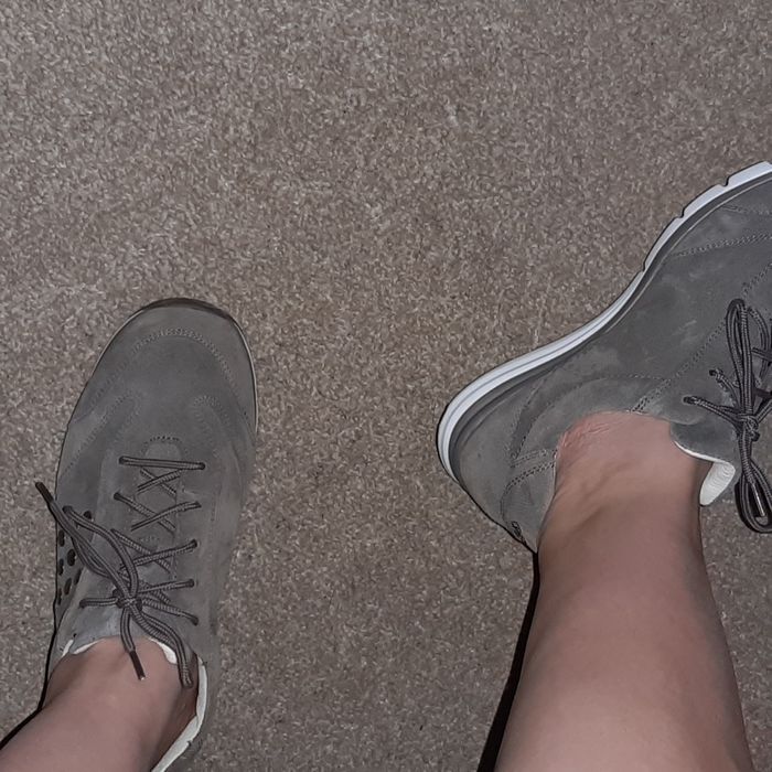 Продам ботиночки