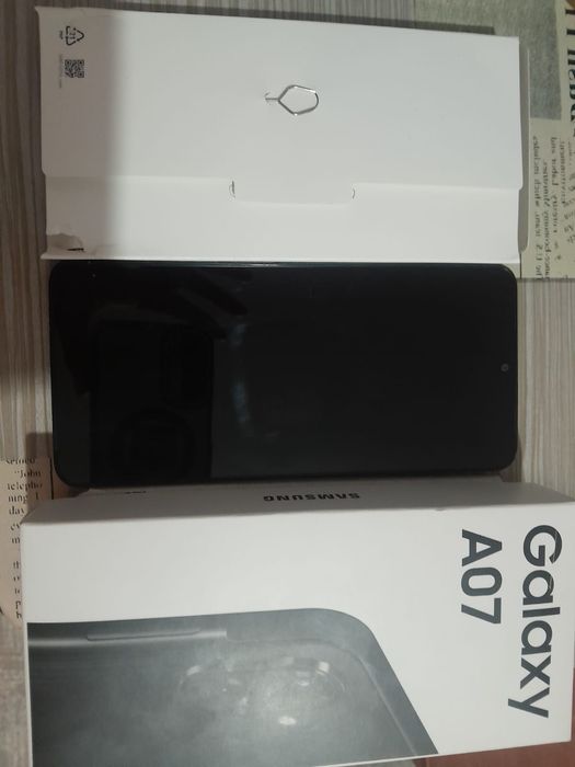 продам телефон Samsung GalaxyA07