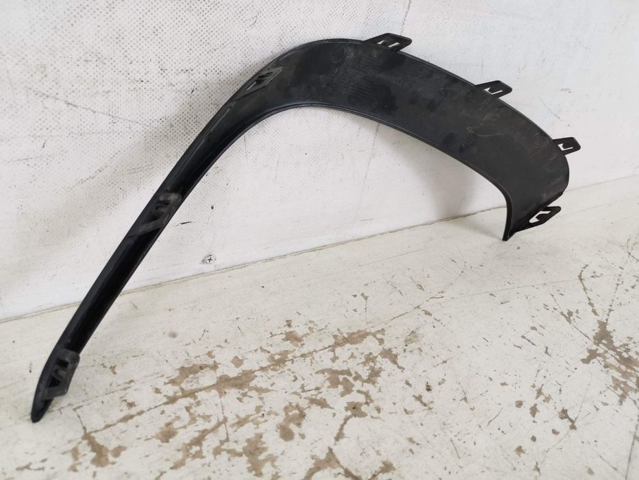 Декоративен Елемент Предна Броня Дясна Страна Мерцедес-Бенц ГЛЕ-Клас /