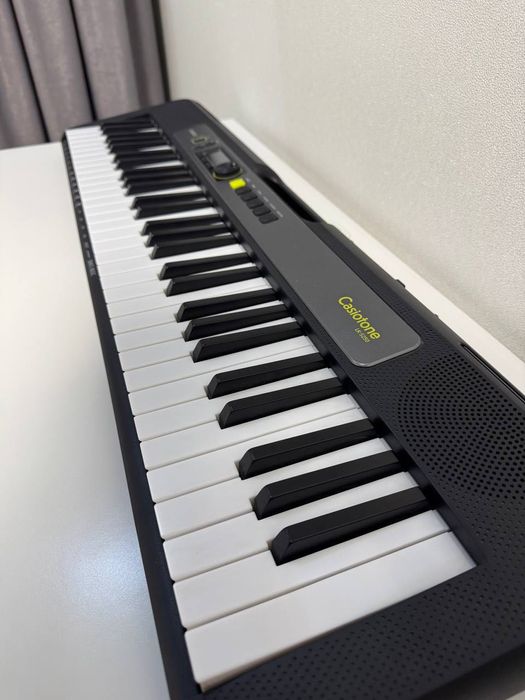 Новый синтезатор Casio LK-S250