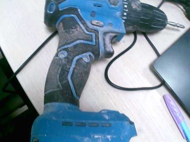 Шуруповерт Makita