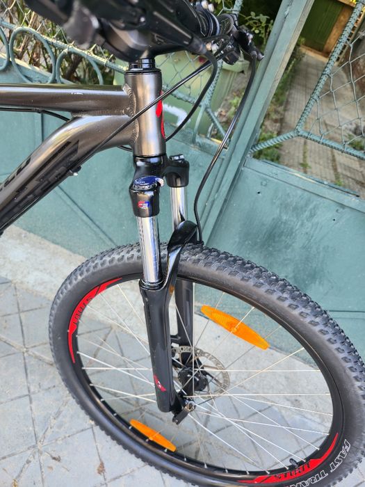 Specialized Pitch 27.5 L размер Хидравлични дискови Заключваща се вилка  Алуминиев велосипед