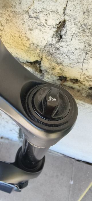 Вилка Rockshox Yari RC Debon Air 29 160mm 15x110mm Boost НОВА