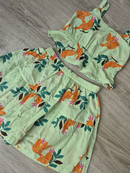 Комплект H&M за момиче 5-6 г. (116 см) потник и пола