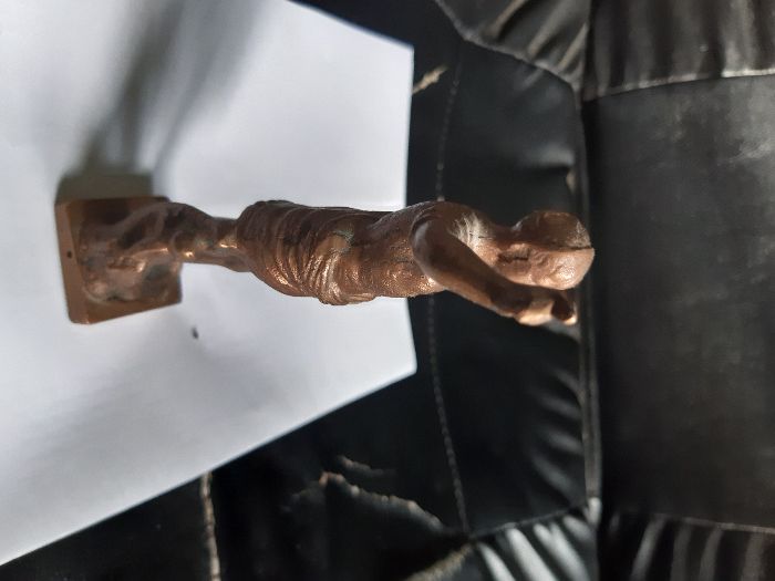 Vand pentru colectionari statueta veche din alama