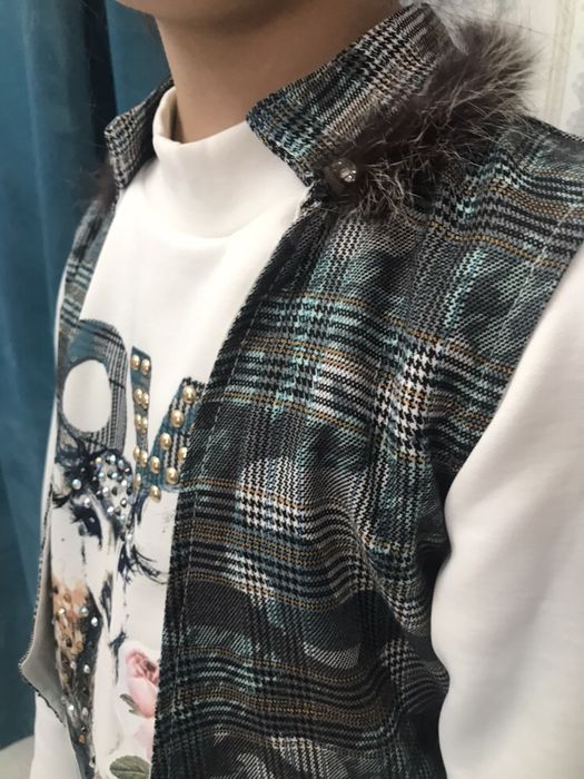 Продам костюм тройка