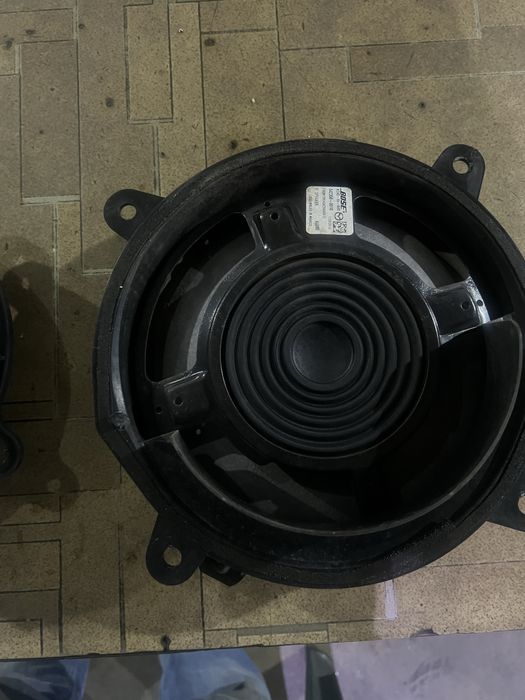 Колони Bose Mazda CX5