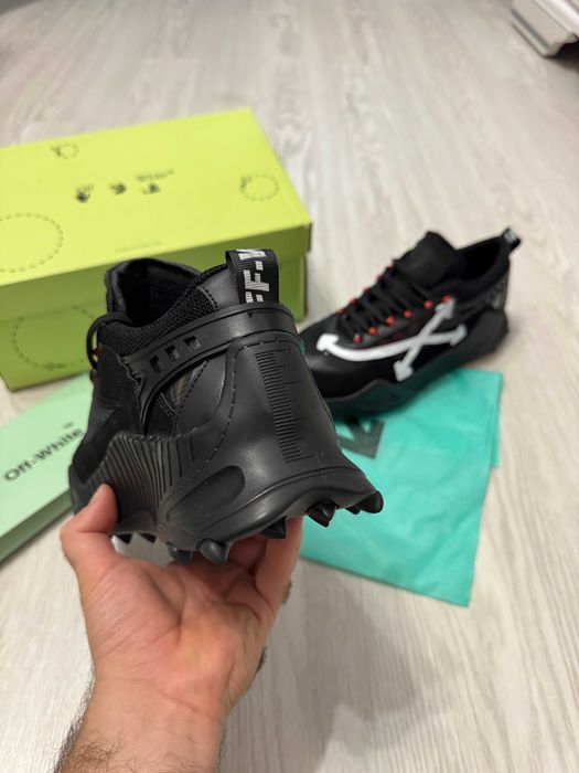 * OFERTA * adidasi OFF white odsy negru