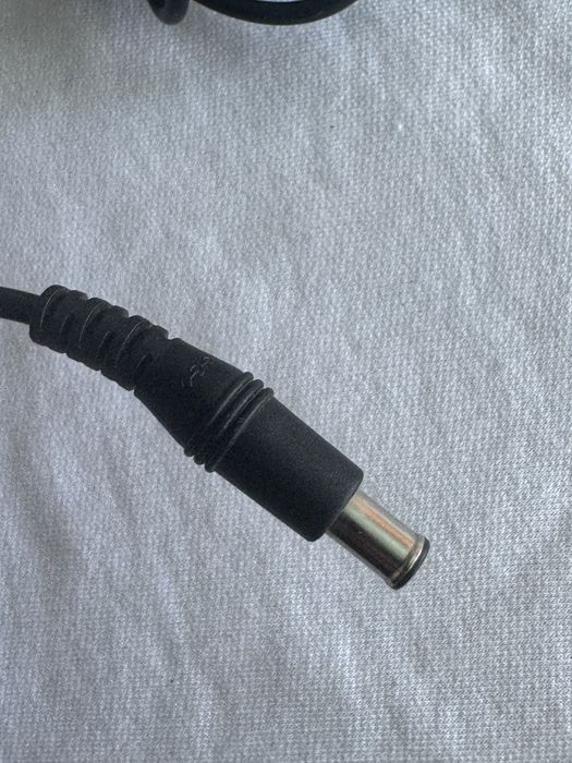 Оригинално зарядно Led lcd монитор Samsung 14V 1.79A 25W , зарядно Samsung