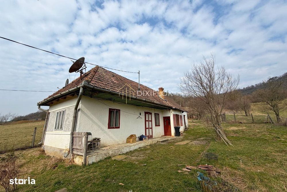 Casă cu teren generos | Tofalău | 97.000 €