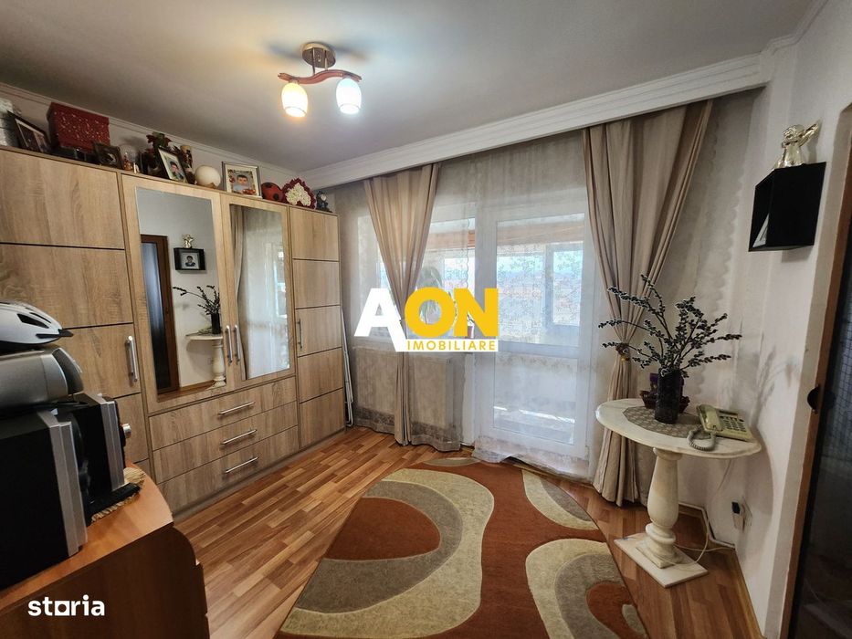 Apartament cu scara interioara, 4 camere, zona OMV Cetate