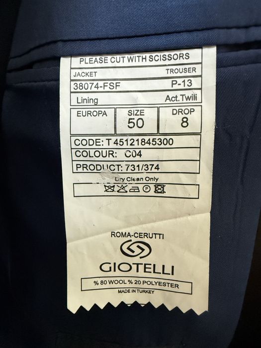 Костюм смокинг мужской