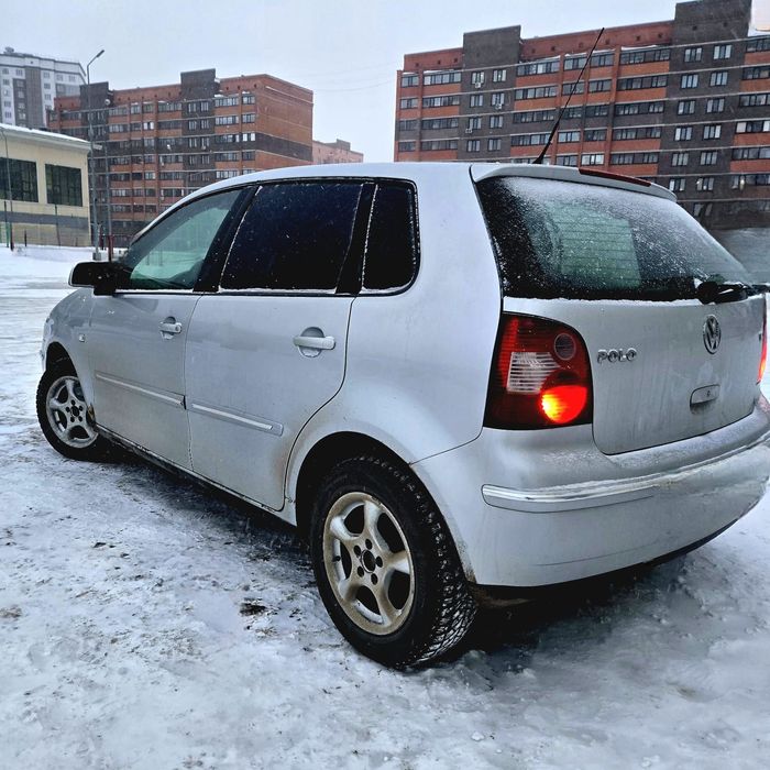 Продам авто фольцваген polo 2002 года