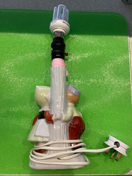 Нощна / настолна  лампа