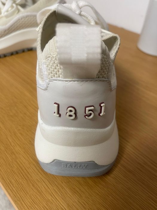 Дамски кецове Bally