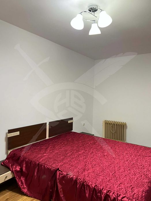 Тристаен апартамент в района на Колхозен пазар- 147259