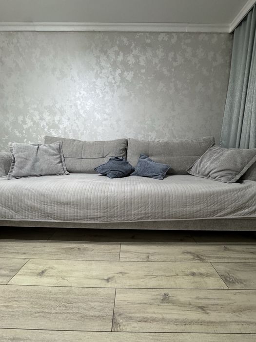Продам диван почти новый