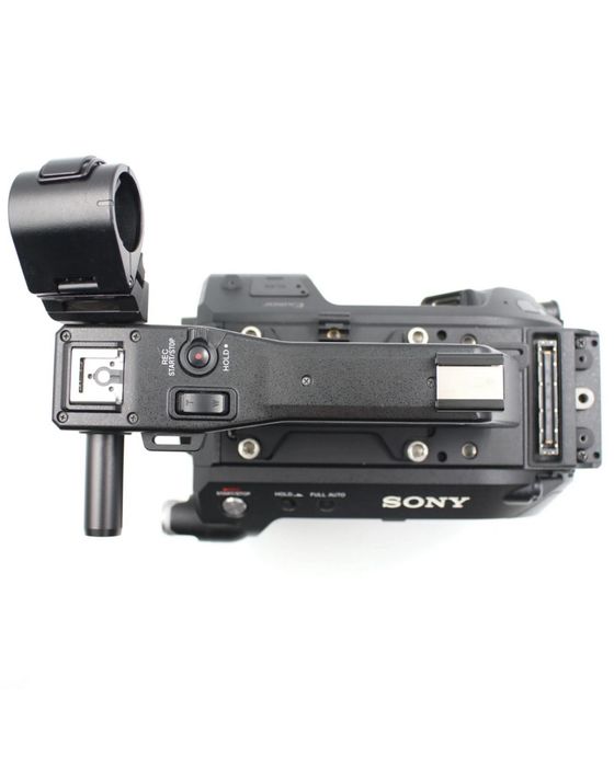 Продавам камера Sony PXW-FS7M2K