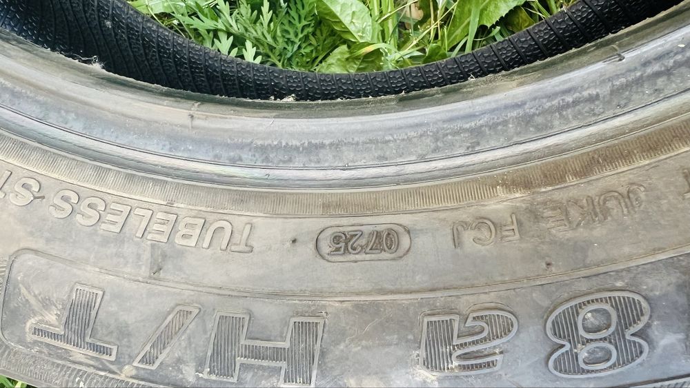 Продам шины  17 размер