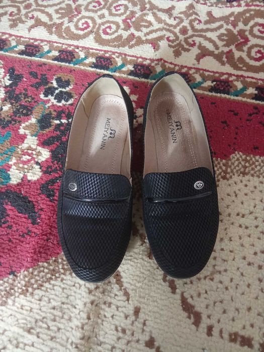 Pantofi dama negri mărimea 37