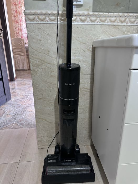 Продам пылесос Dreame в идеальном состоянии.