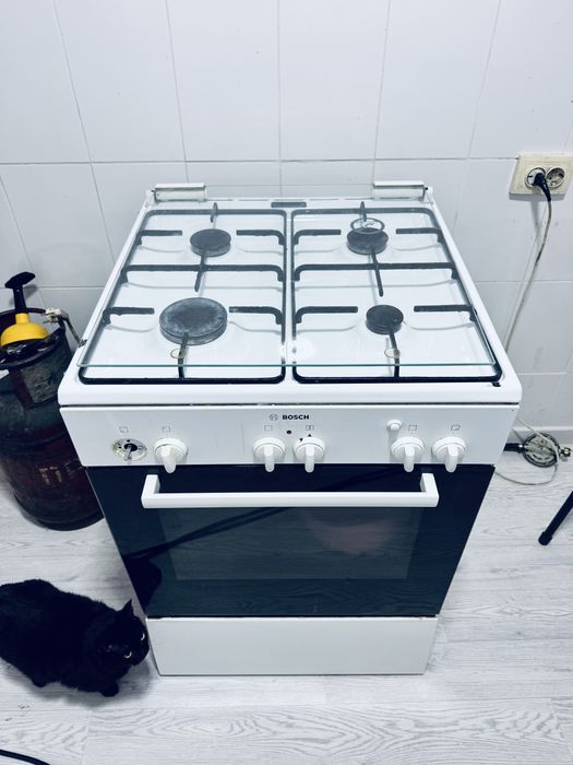 Газ плита духовка Bosch