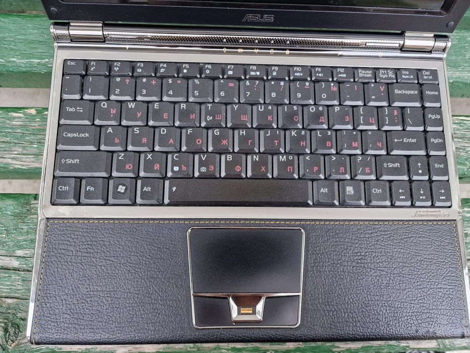 ПРОМОЦИЯ!! Лаптоп ASUS Automobili Lamborghini