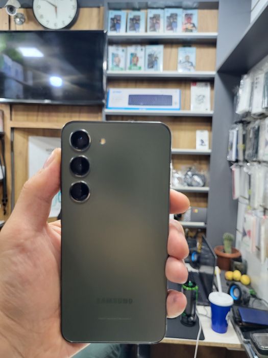 Samsung S23 8/512 GB