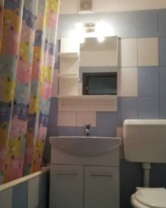 Дава се под наем Тристаен апартамент в Пловдив, Център - 76 кв.м за 224.4 € - Снимка #2